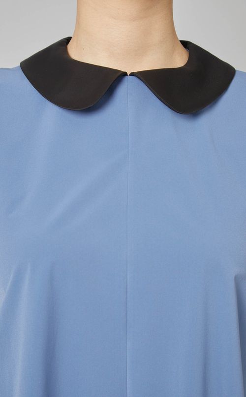 フリルヘムラウンドカラーワンピース