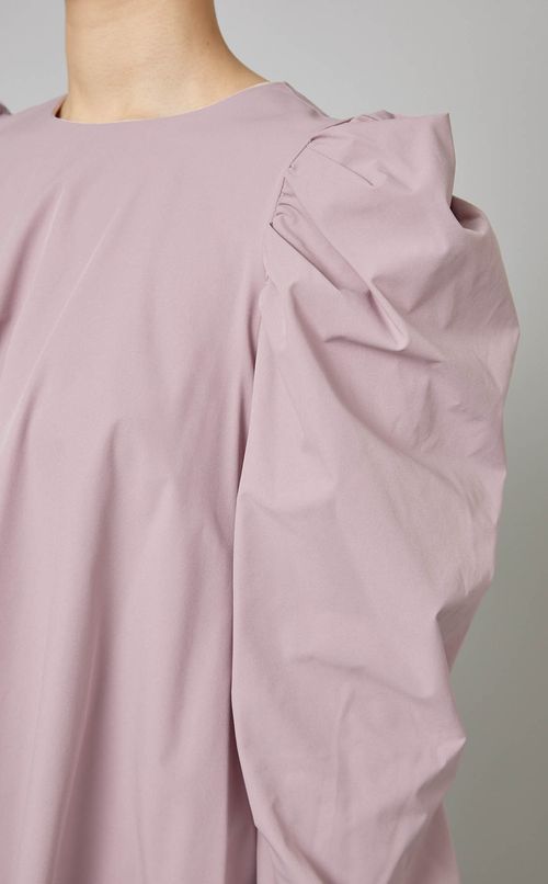 パフショルダーミニワンピース