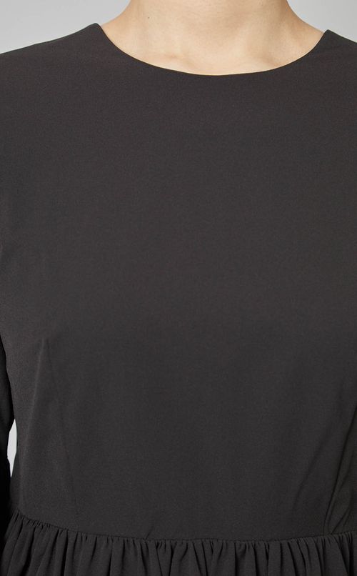 バックVフレアスリーブワンピース