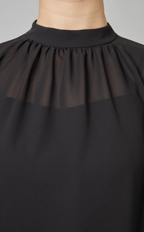 シフォンギャザーブラウス