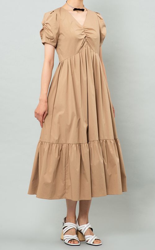 シャーリングティアードワンピース