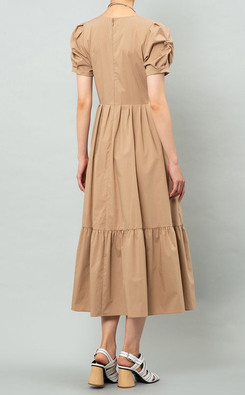 シャーリングティアードワンピース