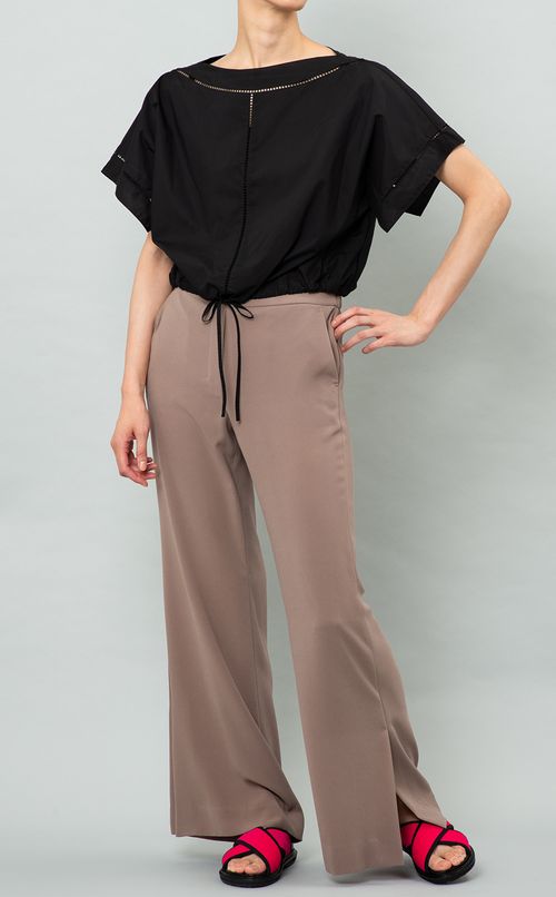 コットンボートネックブラウス