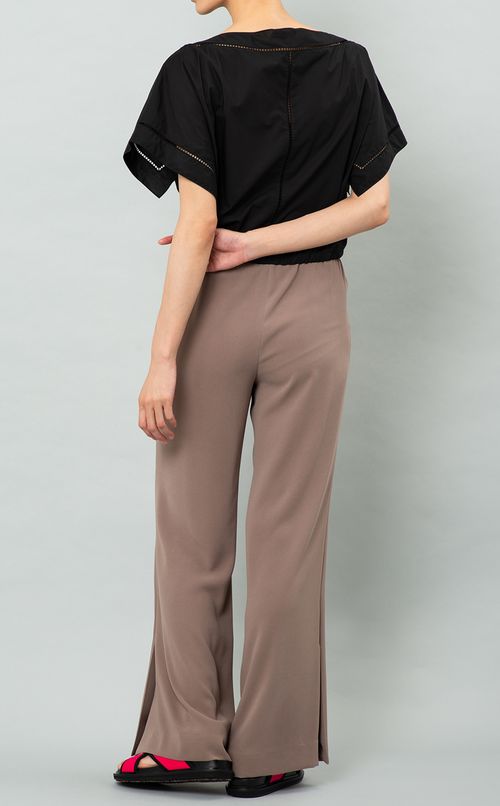 コットンボートネックブラウス