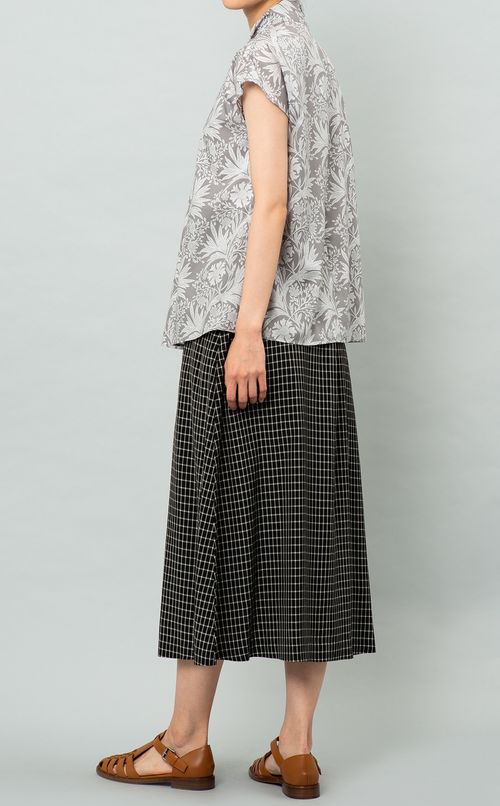 フラワープリントブラウス