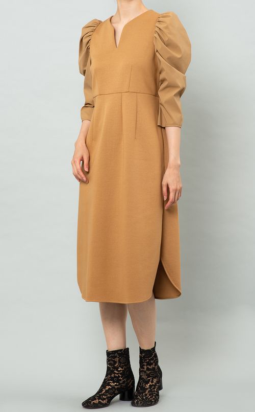 ボリュームスリーブワンピース