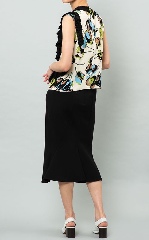 フリル付フラワープリントブラウス