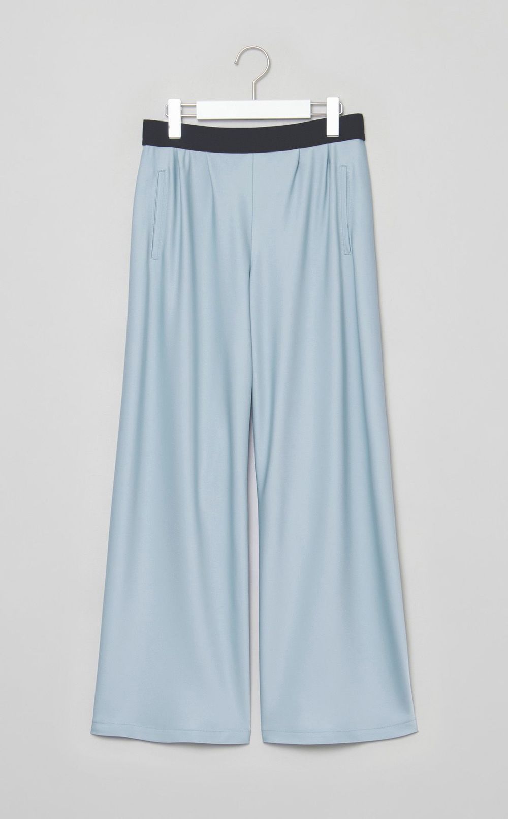 ダブルサテンフレアワイドパンツ