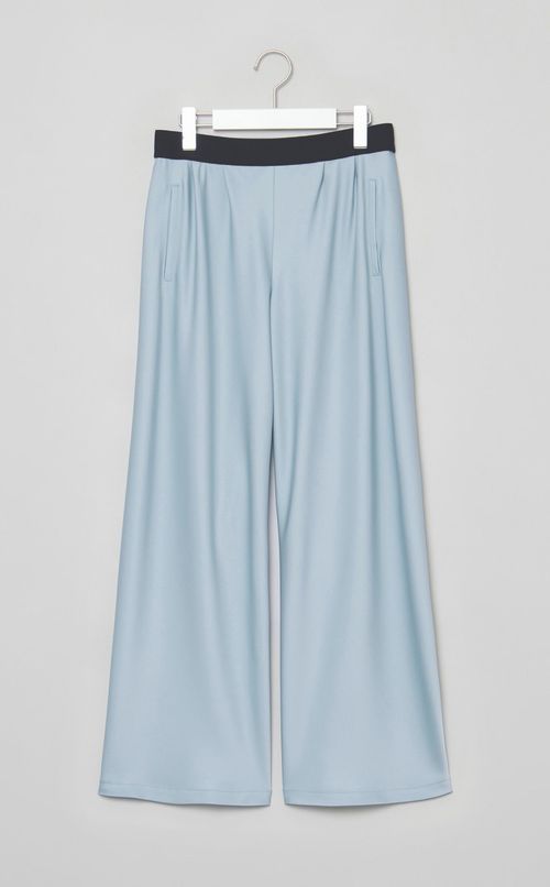 ダブルサテンフレアワイドパンツ
