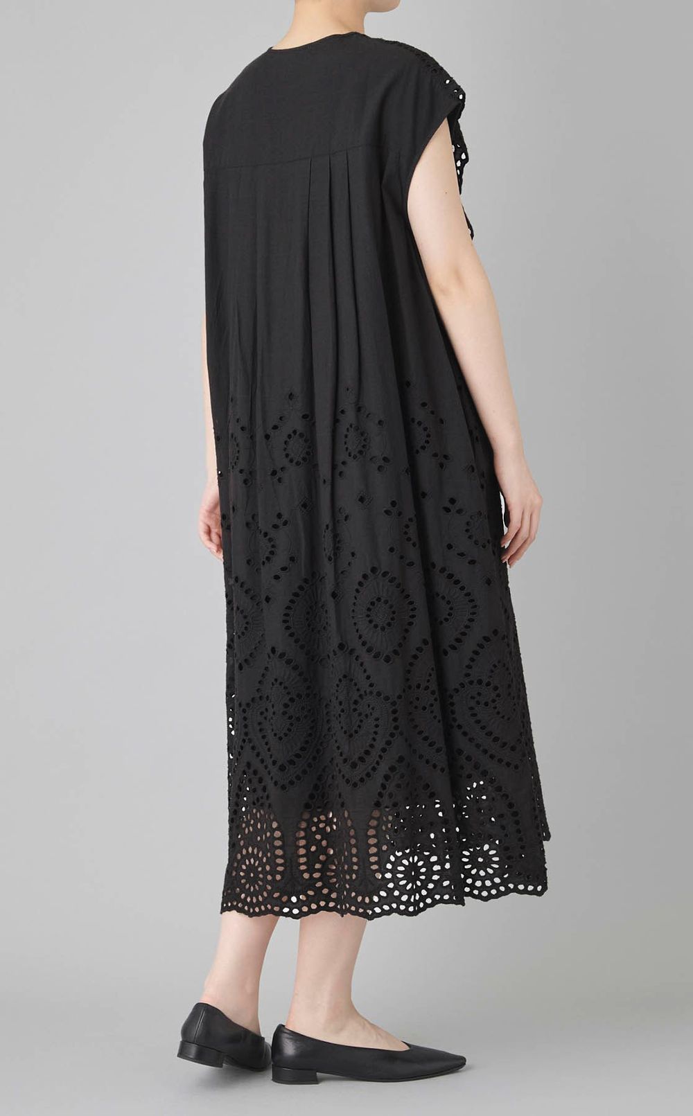 シフリー刺繍スカラップワンピース