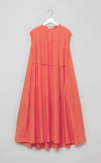 ノースリーブテントワンピース