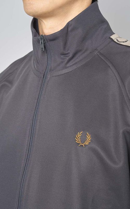 コントラストテープトラックジャケット