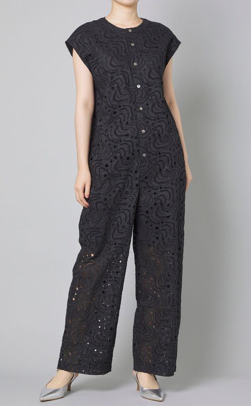 エンブロイダリースリーブレスサロペット