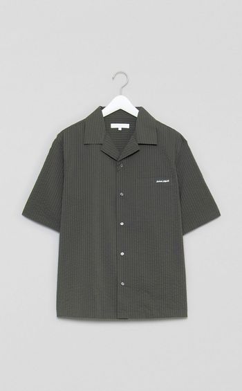 オープンカラーリゾートシャツ