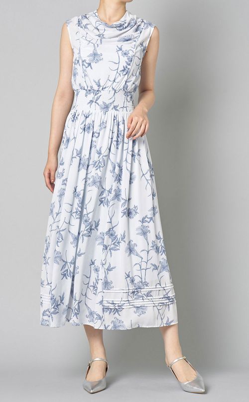 フラワープリントシャーリングワンピース