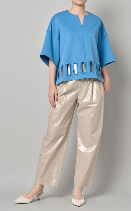 ツータックテーパードパンツ