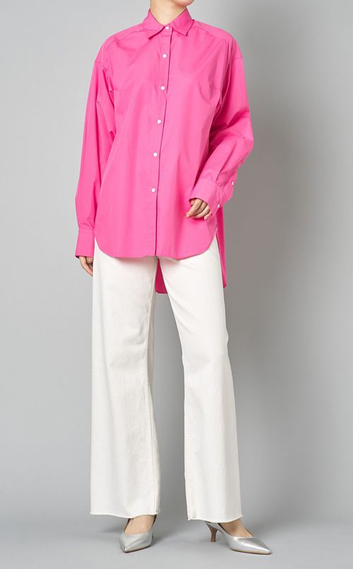 バックボリュームオーバーシャツ