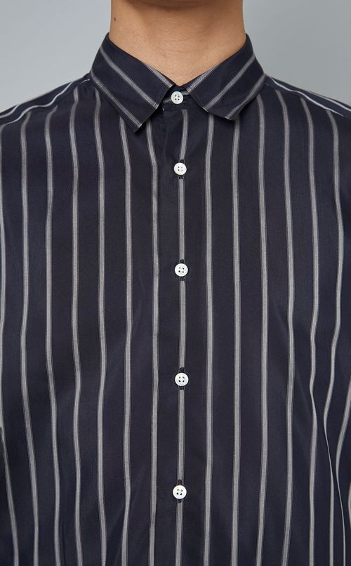 ストライプシャツ