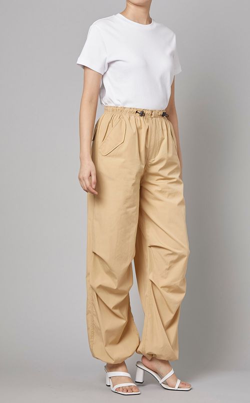 ドローコードシャーリングジョガーパンツ