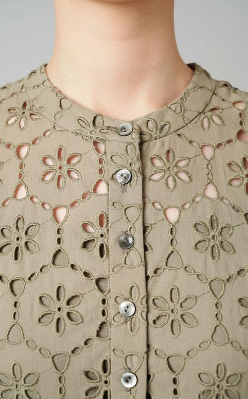 カットレースワンピース