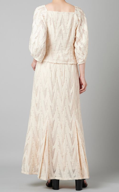 ラメジャガードブラウス