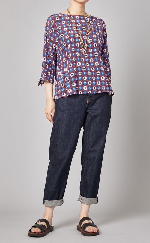 フレアスリーブプリントブラウス