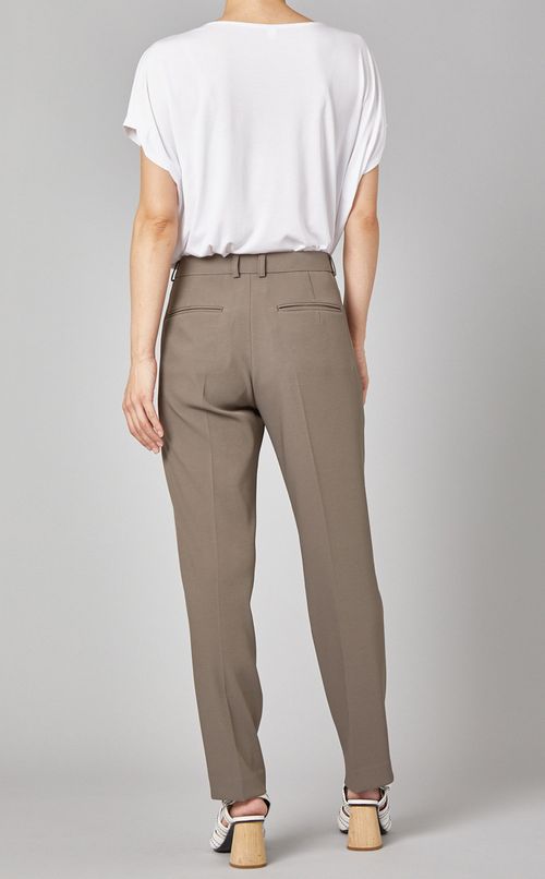 ストレッチクロップドパンツ