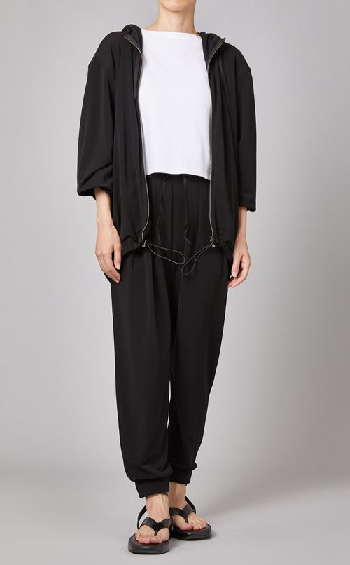 フーディジップアップブルゾン