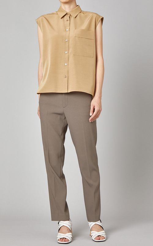 バックタックノースリーブシャツ