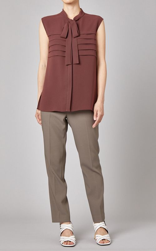 フロントプリーツブラウス