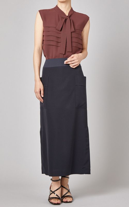 サイドスリットタイトスカート