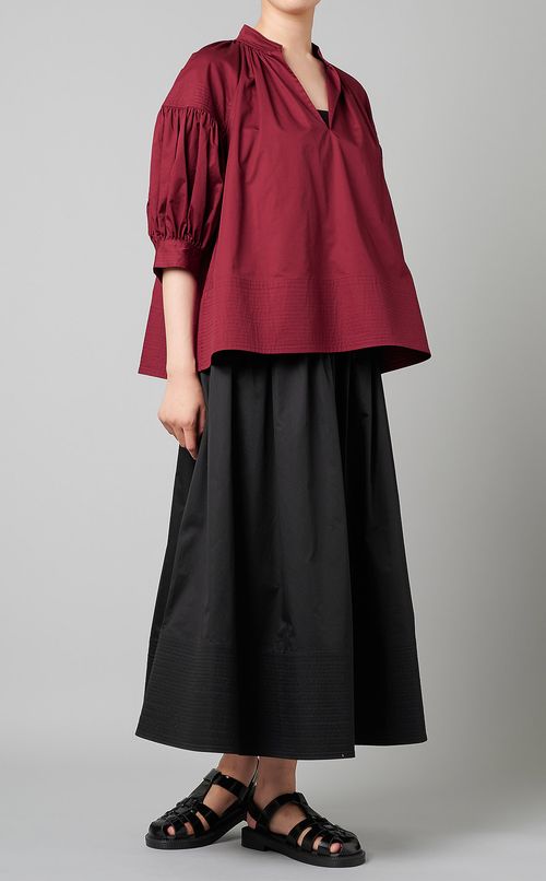 Vネックシャーリングブラウス