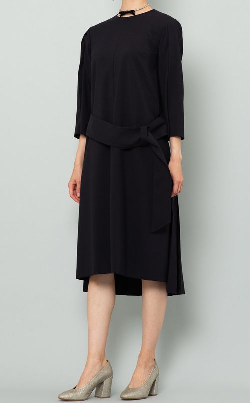 ベルト付プリーツワンピース