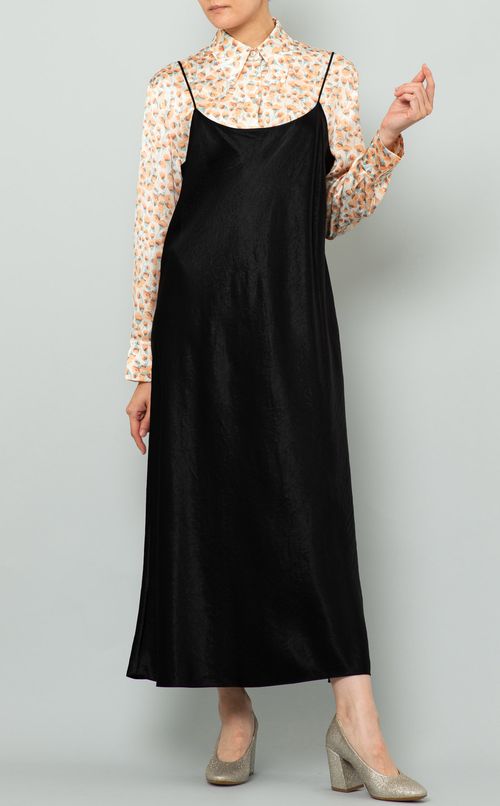 サテンキャミワンピース