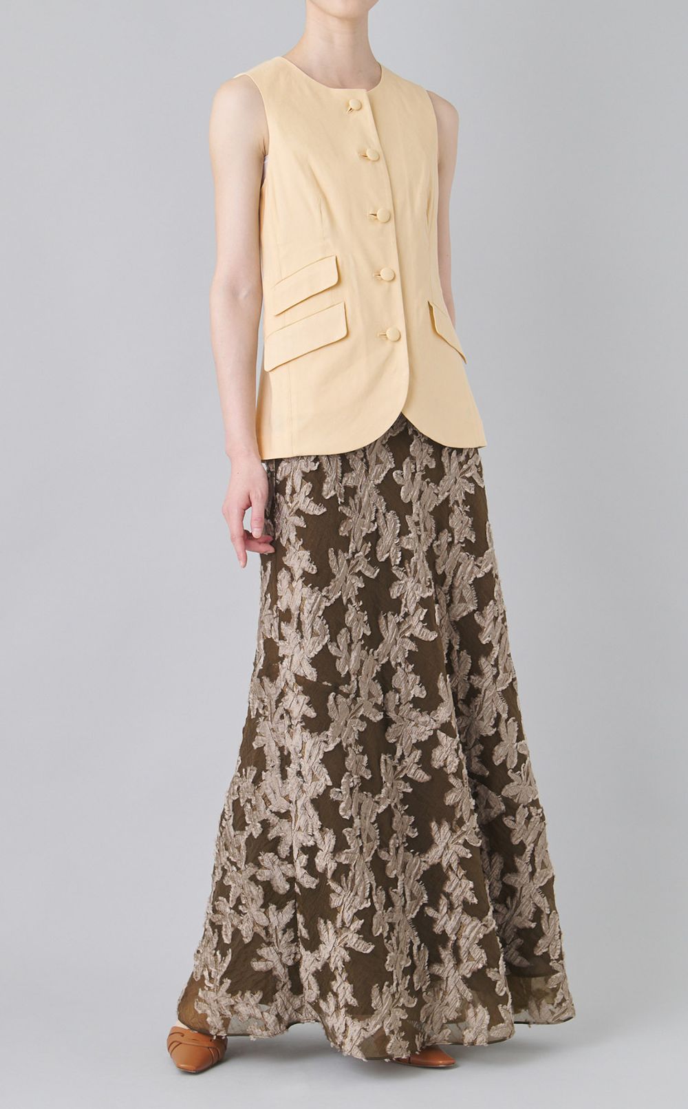 クルーネックリネンベスト