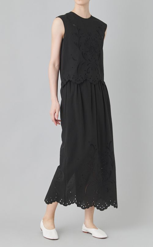 コットンエンブロイダリーIラインスカート