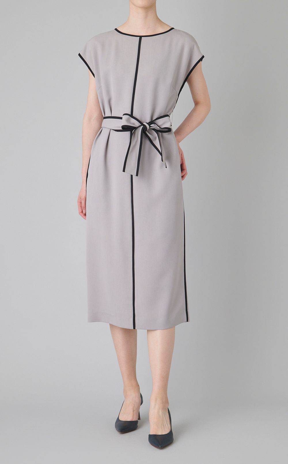 ベルト付きバイカラーワンピース