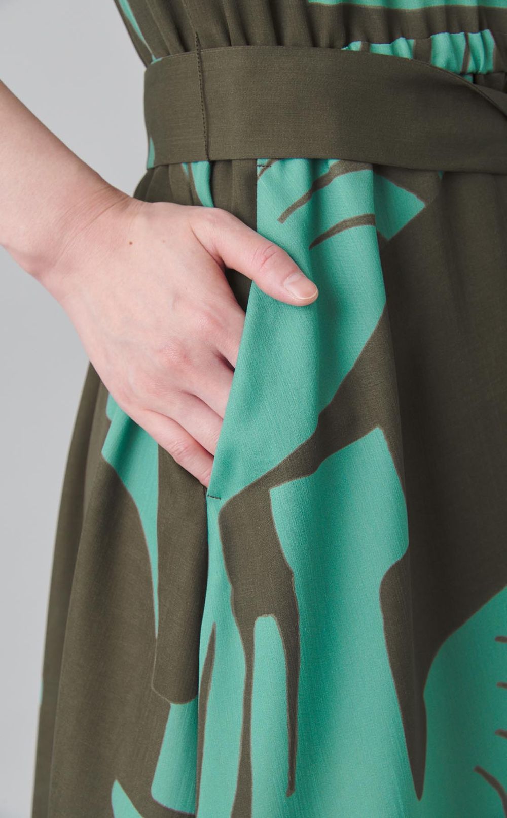 ゼブラプリントマキシワンピース