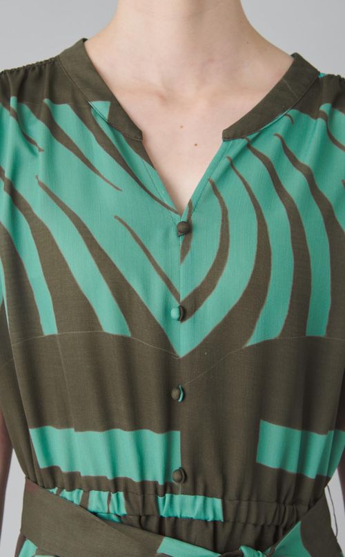 ゼブラプリントマキシワンピース