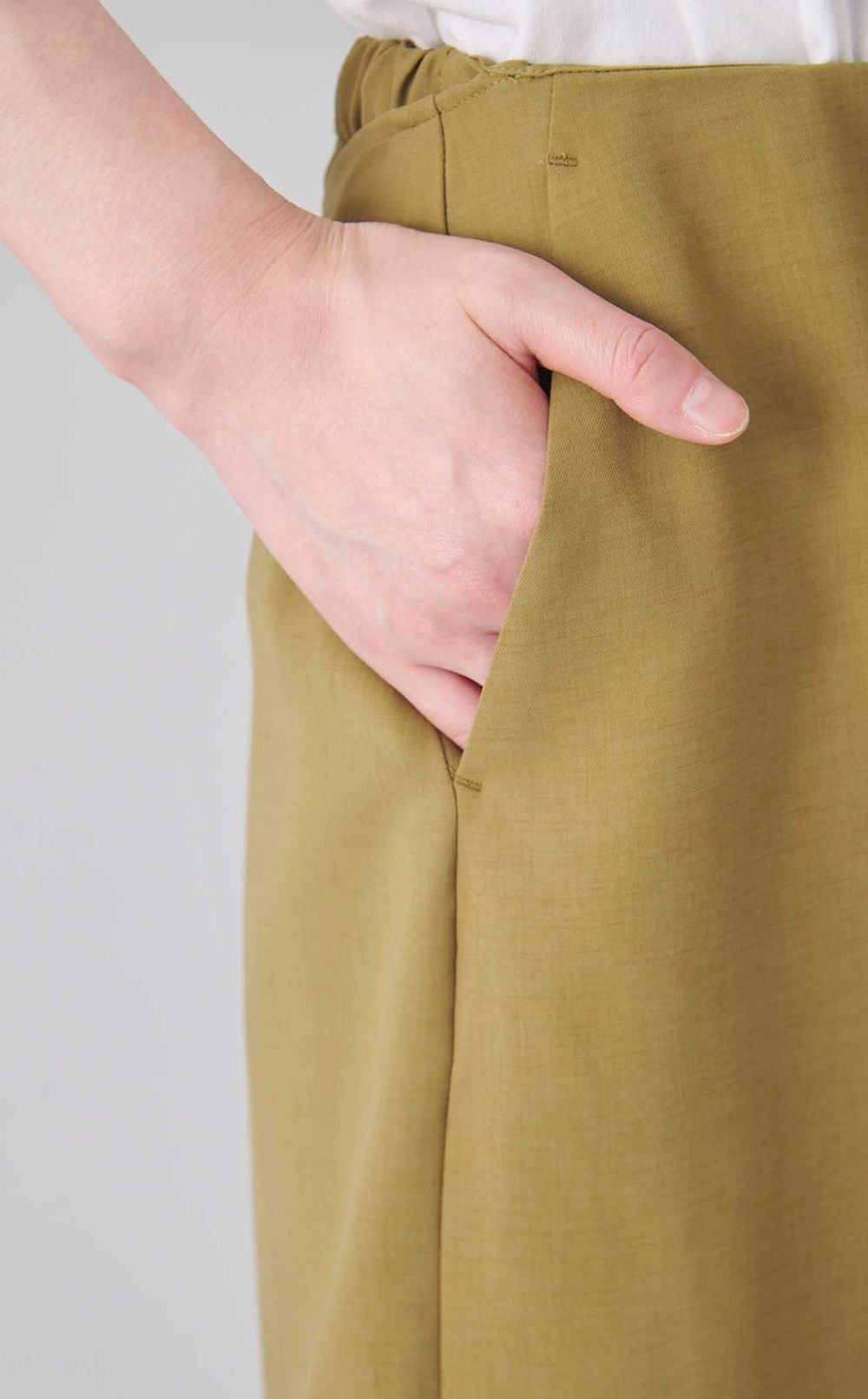 スカートレイヤードサテンパンツ