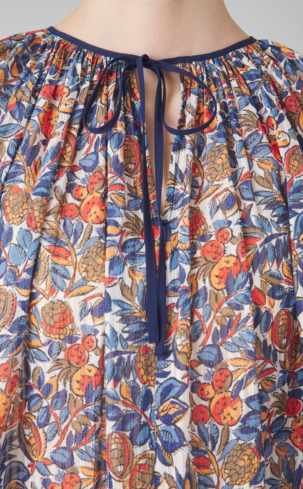 プリントギャザーフレアブラウス