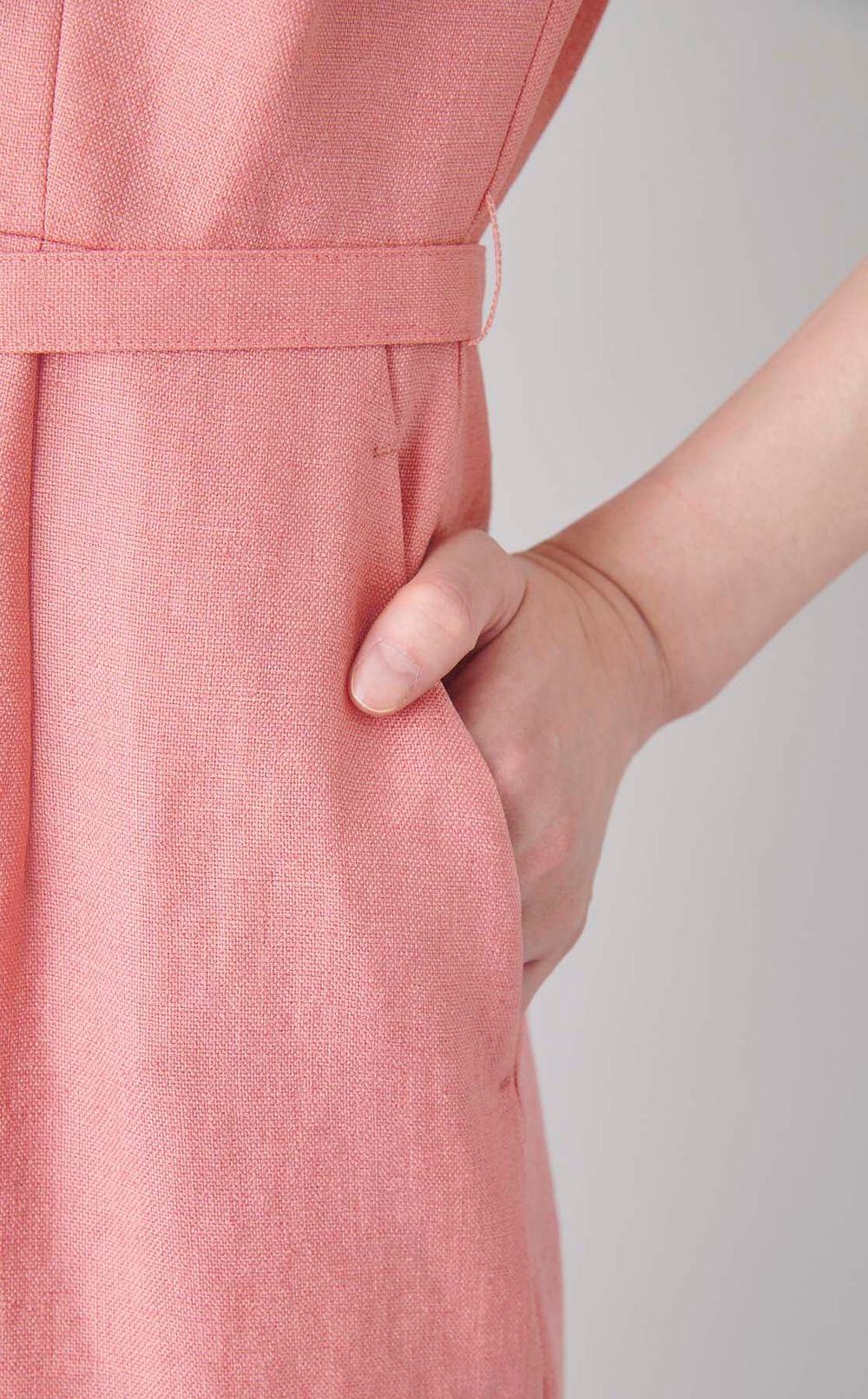 ダイヤモンドネックベルテッドワンピース