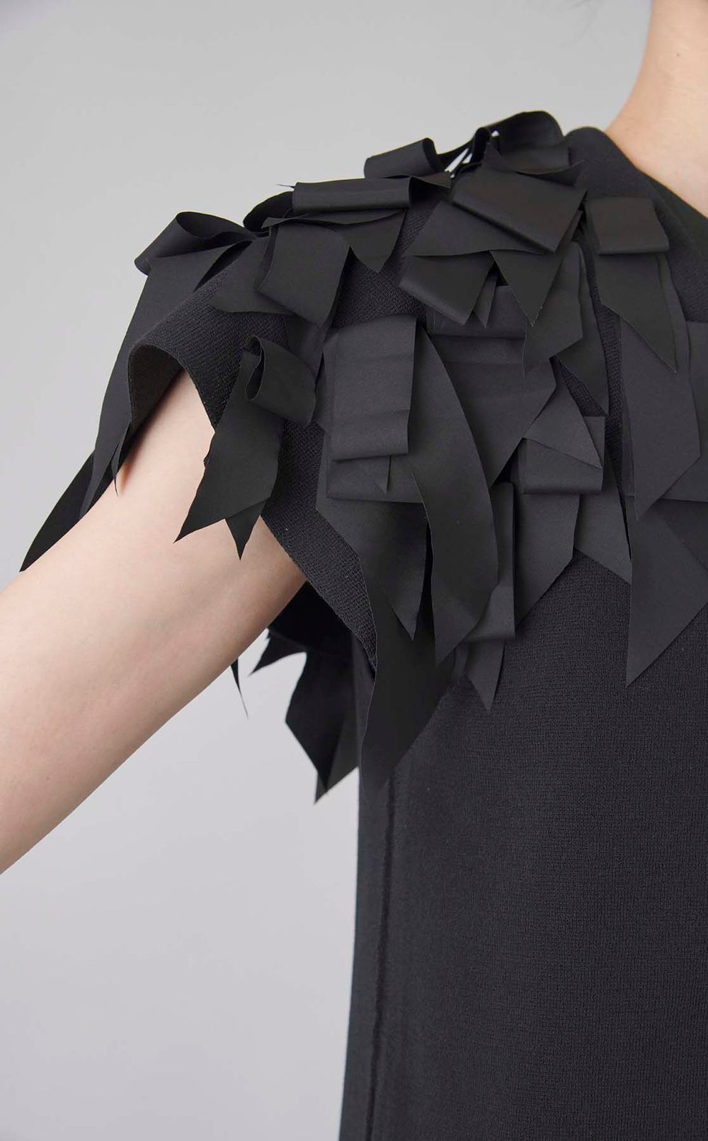 リボンショルダーニットカーディガン