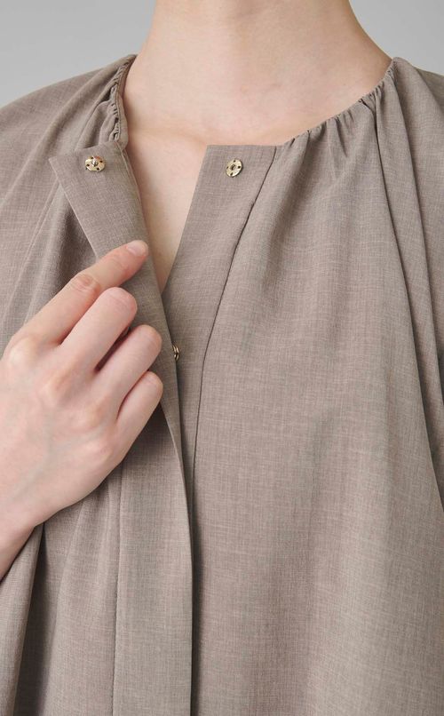 フレンチスリーブAラインタックワンピース