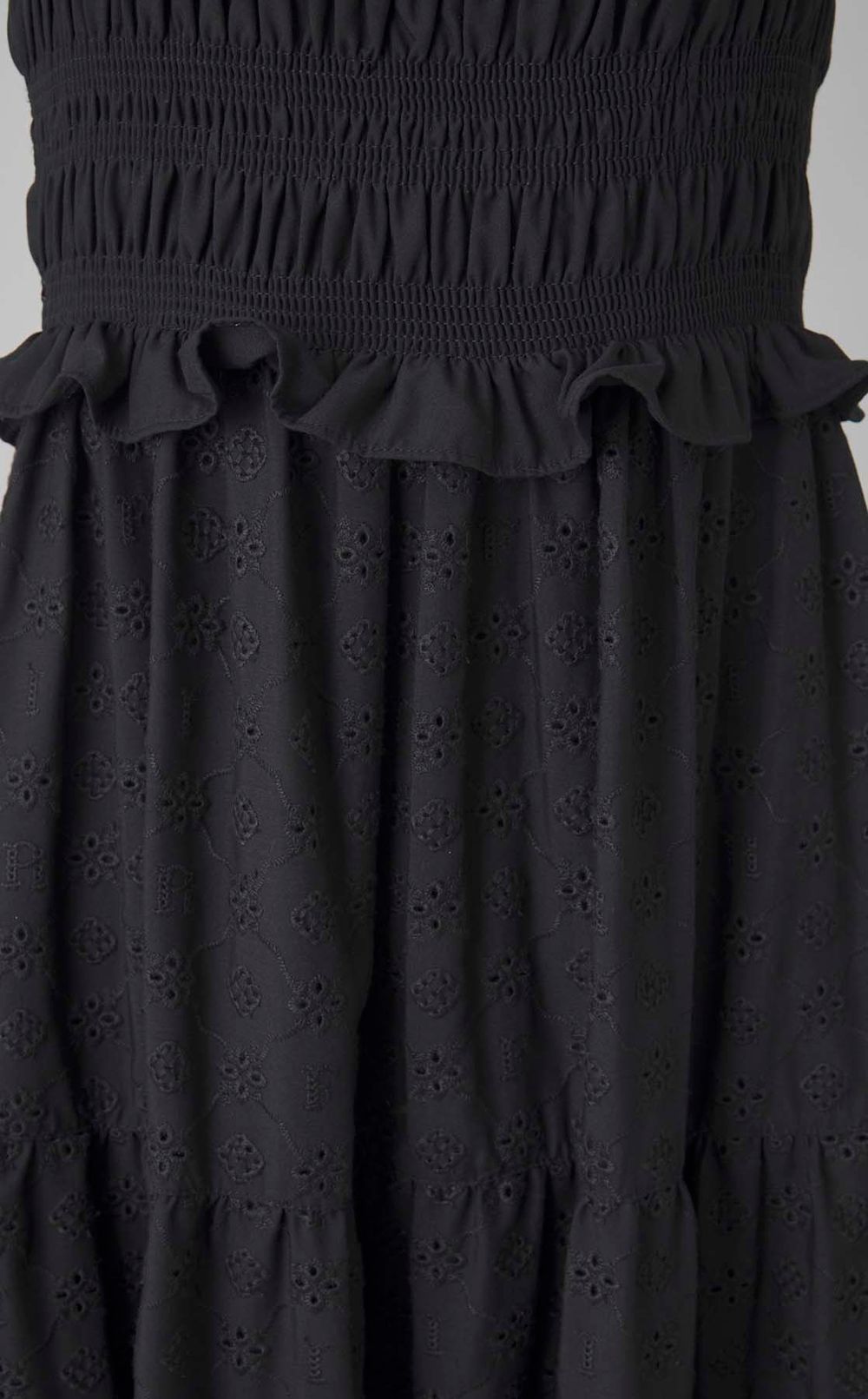 モノグラムエンブロイダリードレス