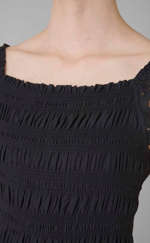 モノグラムエンブロイダリードレス