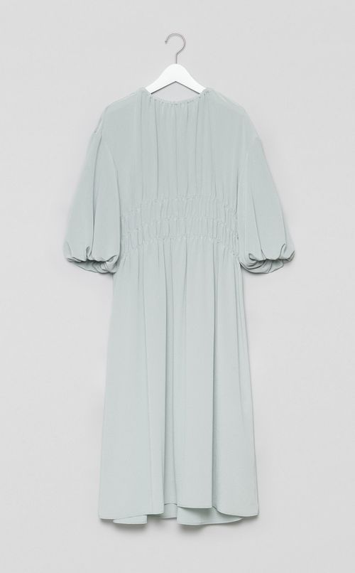 シャーリングギャザーワンピース