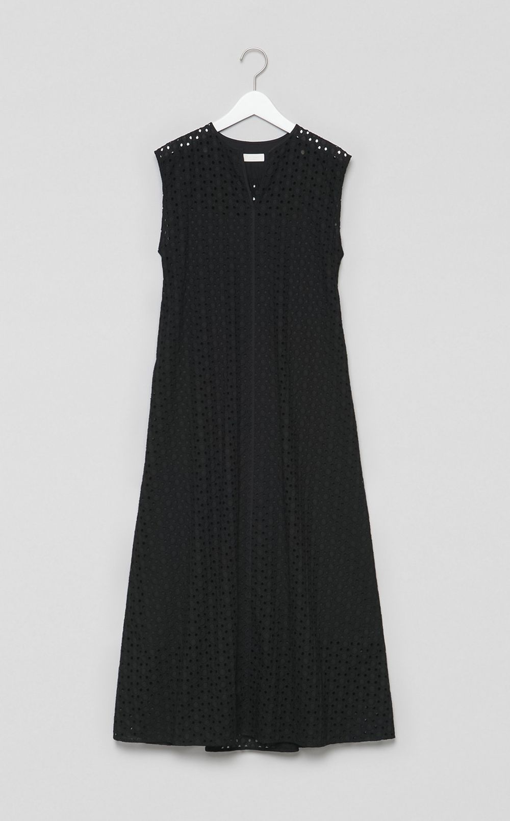 サークルエンブロイダリーワンピース