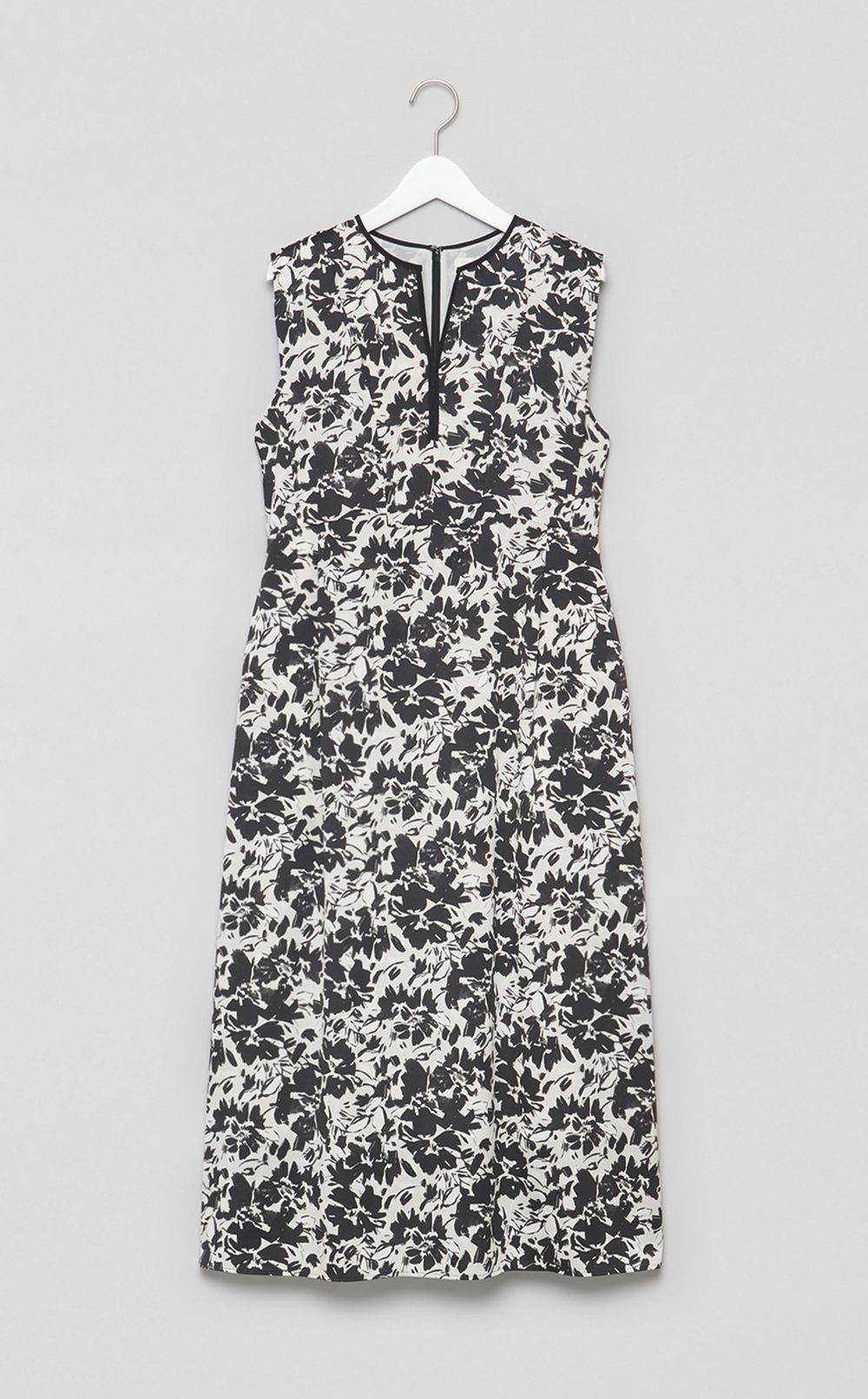 モノクロフラワープリントワンピース