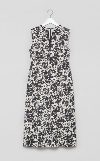 モノクロフラワープリントワンピース